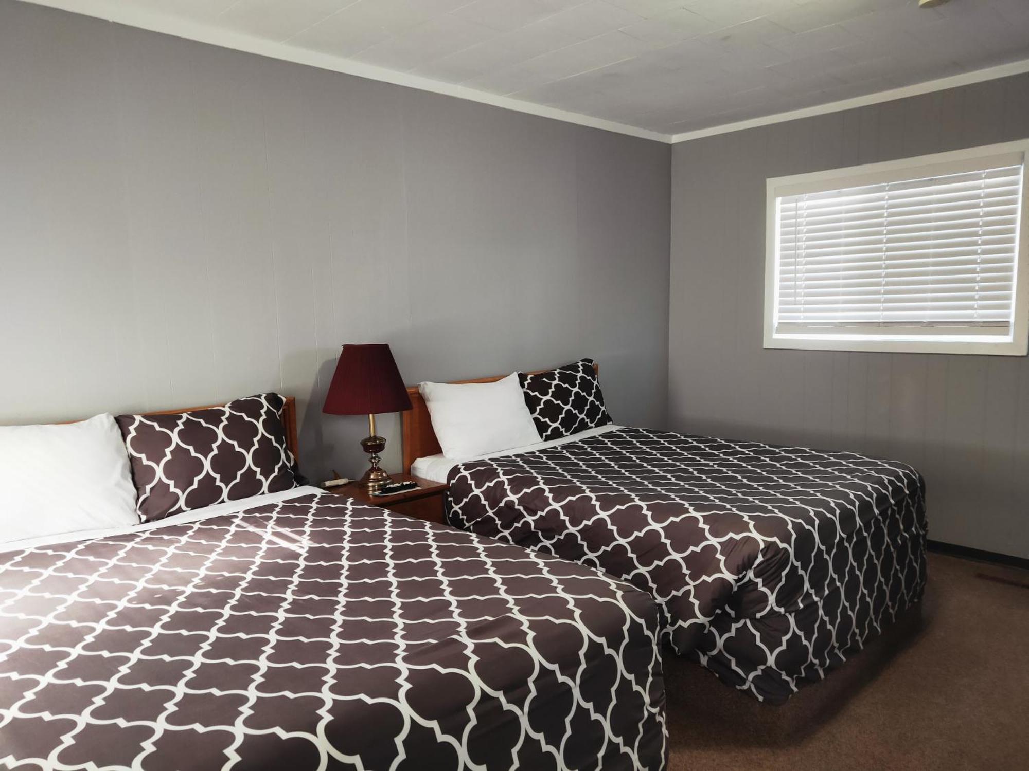 Melsask Motel Melville Exterior photo