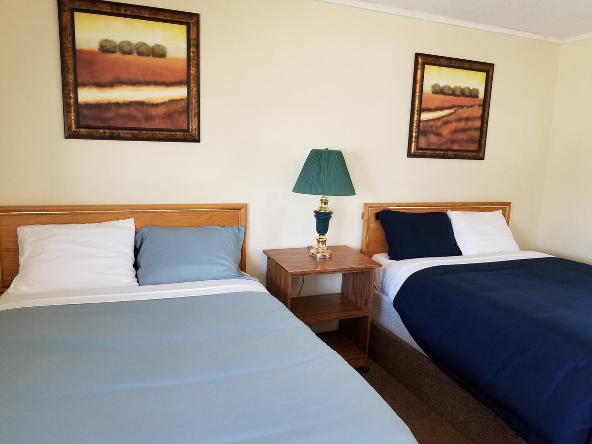Melsask Motel Melville Exterior photo